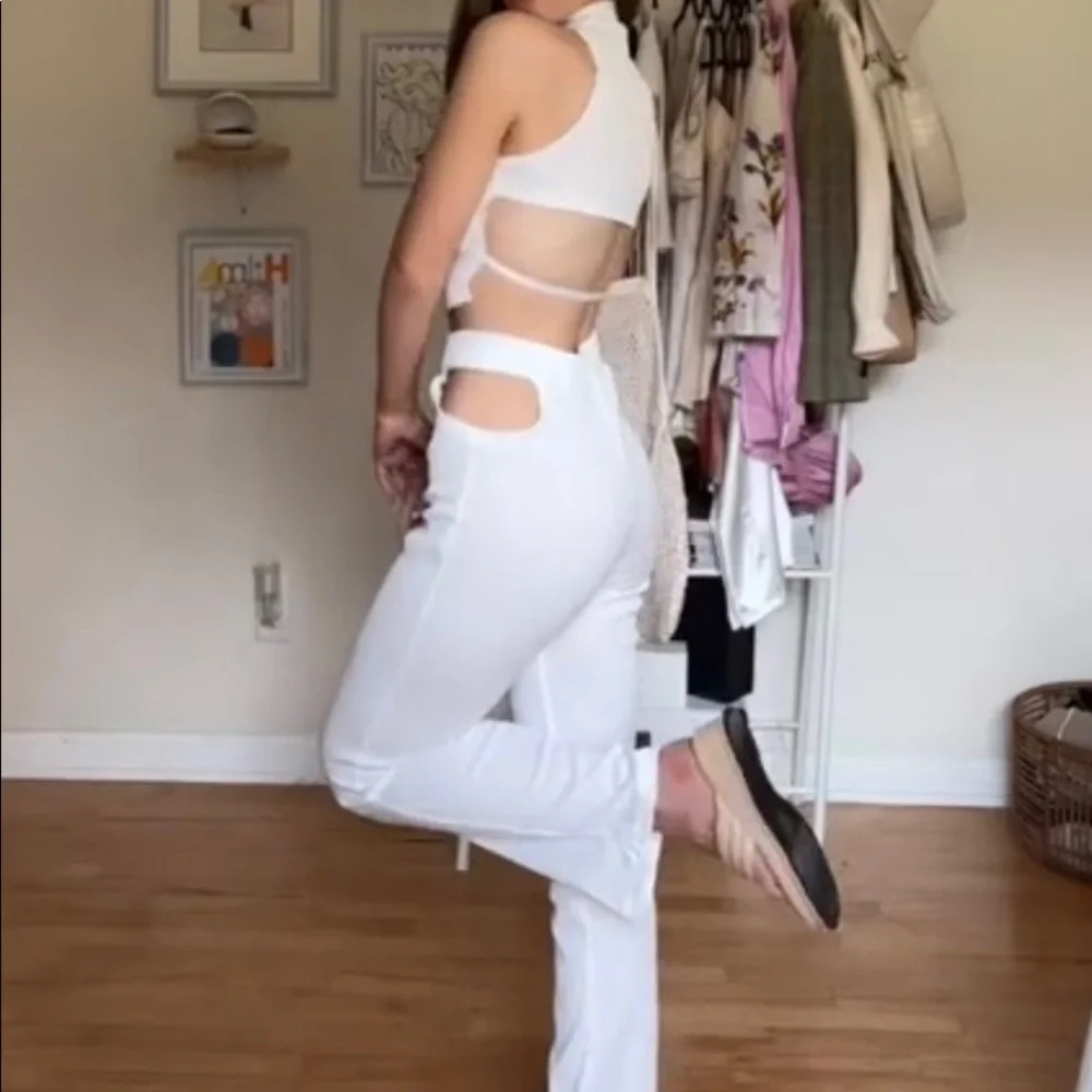 White Two Piece Cut Out Set - Picture 2 of 3